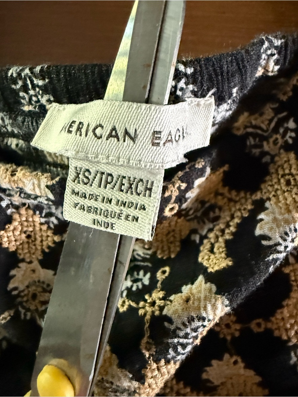 American Eagle Embroidered Block Print Flutter Sleeve Peplum Top black size XS - Picture 4 of 6